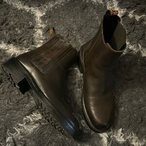 Osprey London “Azalea” Boots